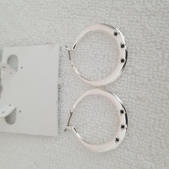 New Lucky Brand Hoop Earrings - Picture 4 of 7